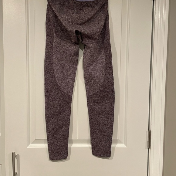 Gymshark Flex Leggings-Ruby. Size: M - Picture 5 of 5